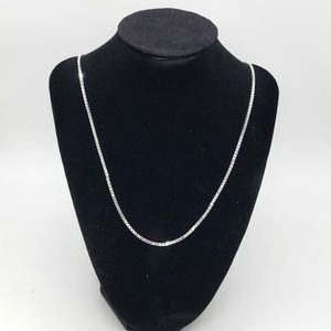 NWT Silver Venetian Box Chain
